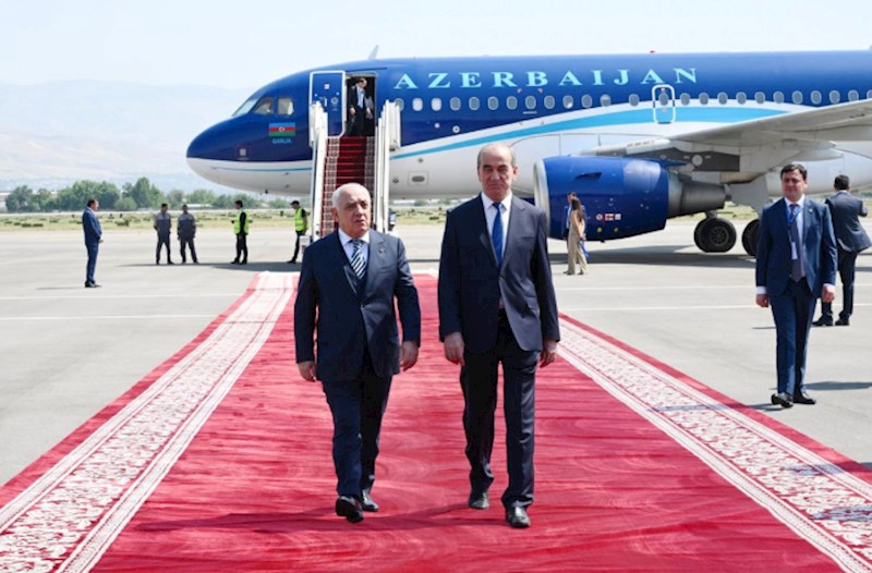 Əli Əsədov Düşənbəyə işgüzar səfər edib