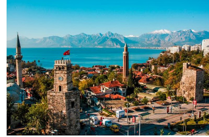 Antalyada yerli sakinlər PANİKADA: Güclü zəlzələ oldu 