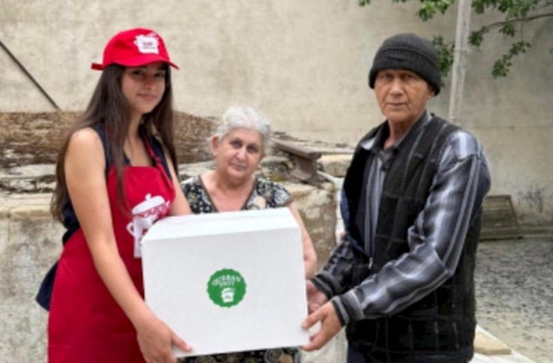 Leyla Əliyevanın təşəbbüsü ilə ailələrə qurban payları çatdırılır — FOTOLAR 