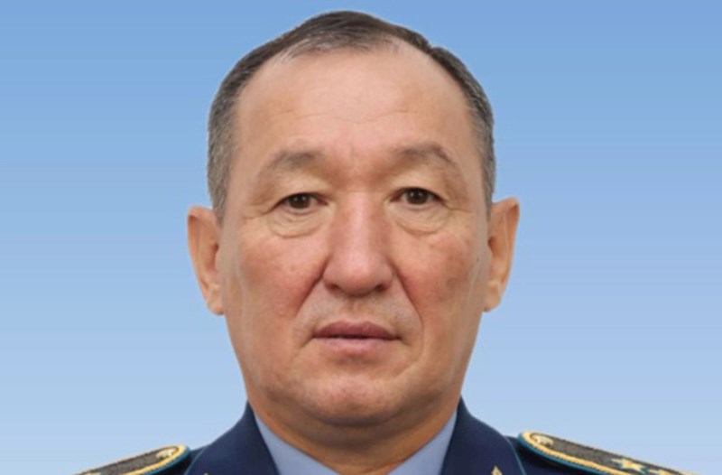 Qazaxıstanın müdafiə naziri dəyişib