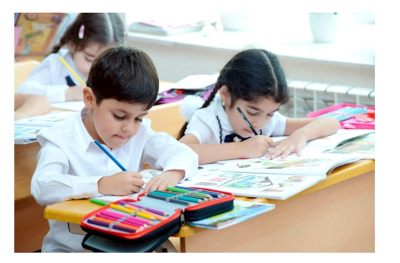 Azərbaycanda rusdilli məktəblər BAĞLANIR? 