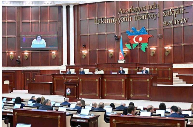 Deputatlar sabahdan tətilə çıxırlar 
