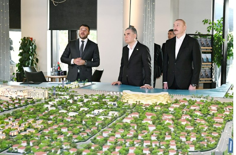 İlham Əliyev və Qurbanqulu Berdiməhəmmədov “Sea Breeze”də olublar — FOTOLAR 