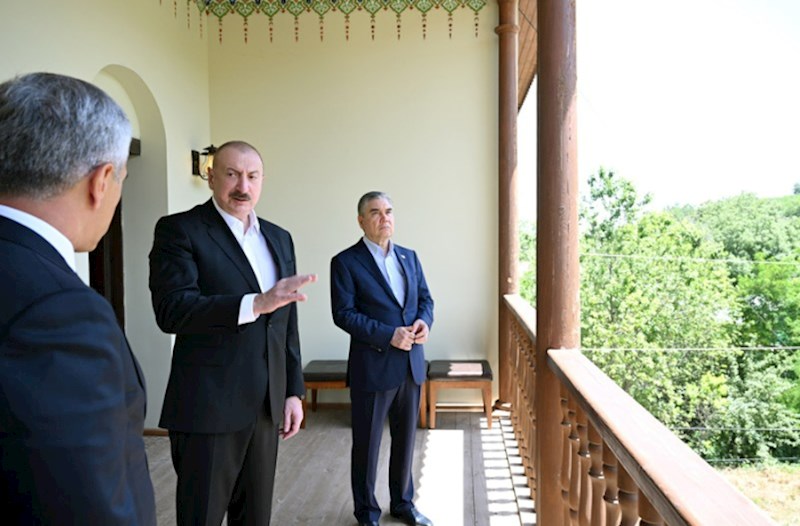 İlham Əliyev və Qurbanqulu Berdiməhəmmədov Şuşada Mehmandarovların malikanə kompleksində olublar 