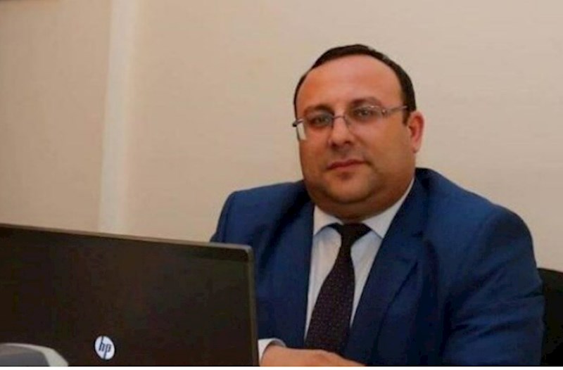 “Jurnalist məxfi məlumatları sensasiya xatirinə yaymamalıdır” —  Mütəxəssisdən AÇIQLAMA 