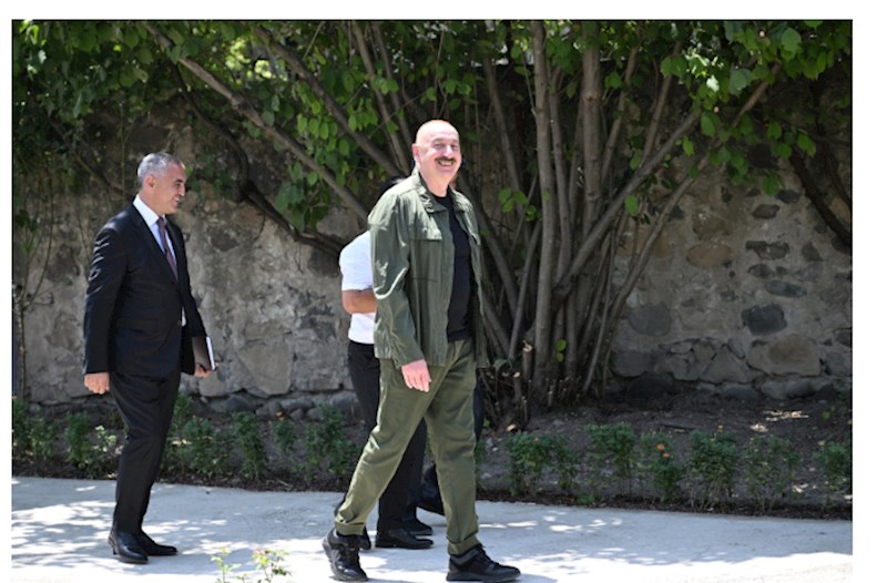 Prezident Xocalıdan görüntülər PAYLAŞDI 