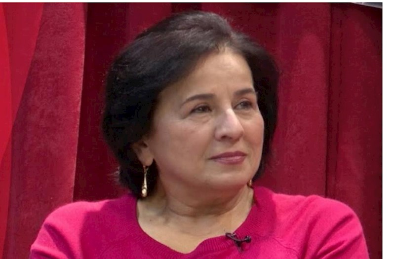 Əməkdar artistin qalmaqallı çıxışına reaksiyalar: "Aktrisa iki dəfə ərə gedibsə..." 