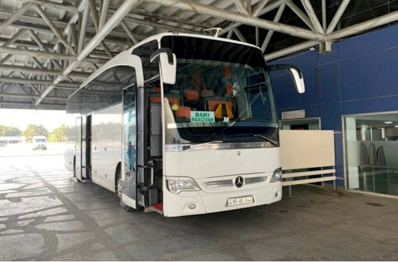 Bakı–Naxçıvan-Bakı avtobus reysi yenidən dayandırıldı — Sərnişinlər narazıdırlar 