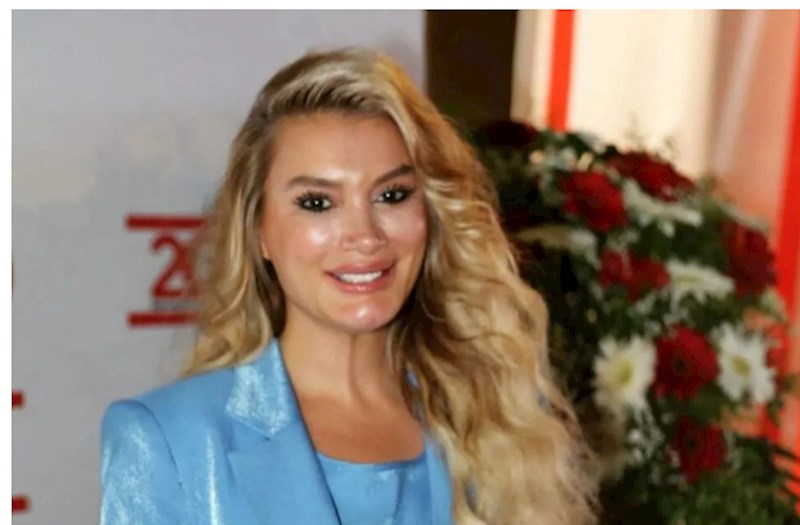 Yeşim Əryılmaz “Azərbaycanın Mətbuat Elçisi” mükafatına layiq görüldü — FOTO 