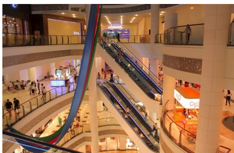 “Dəniz Mall”da həyəcan siqnalı çalındı — Ziyarətçilər təşvişdə ( VİDEO ) 