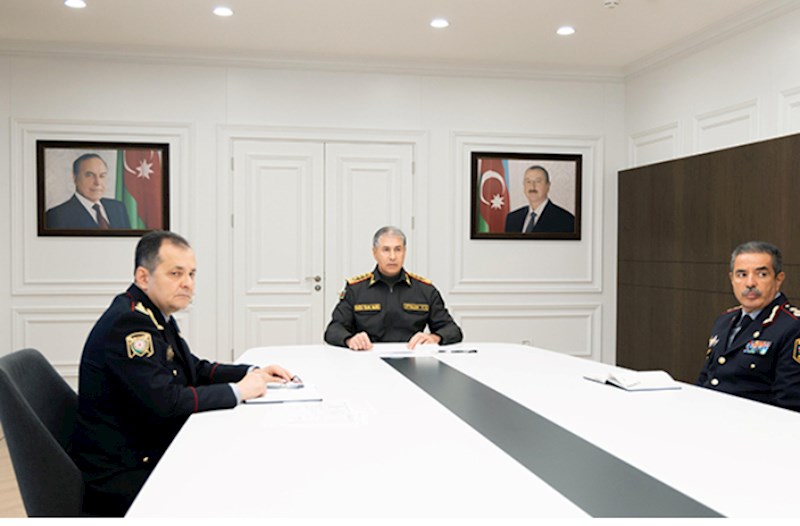 Vilayət Eyvazov əməliyyat müşavirəsi keçirdi