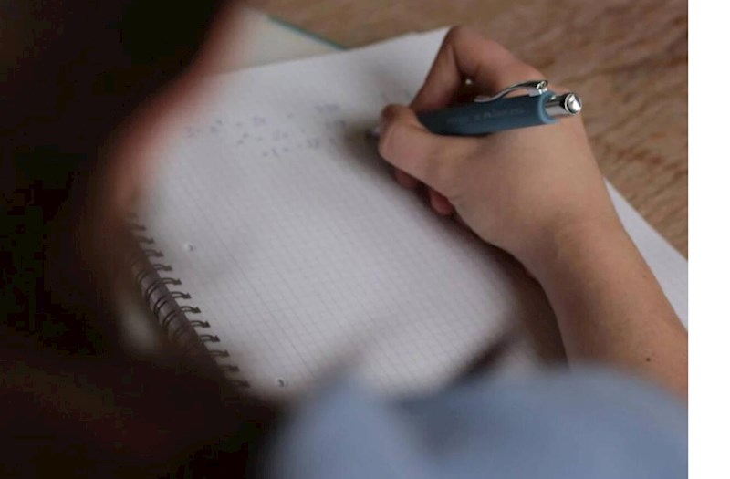 DİM 393 abituriyentin yazı işinə düzəliş etdi — ŞİKAYƏT 