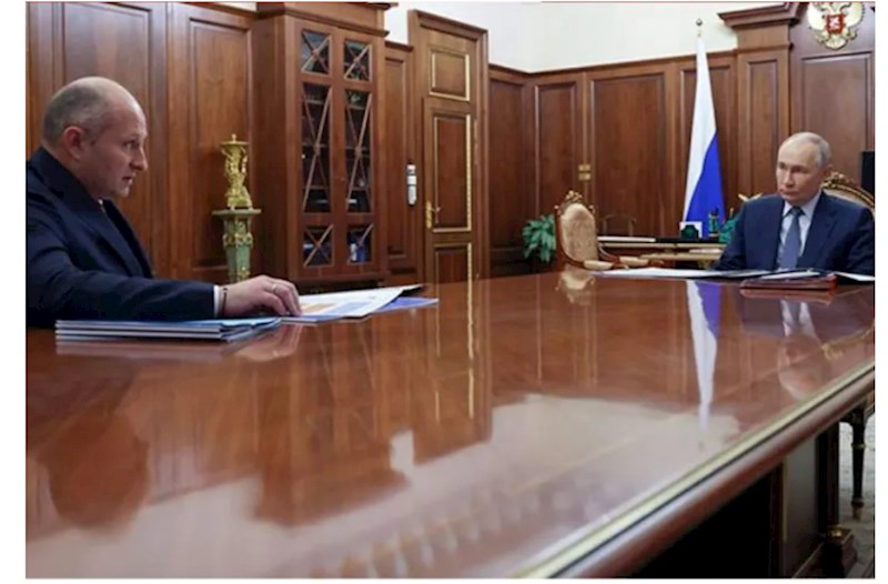 Putin Bakıya nümayəndə heyəti göndərir