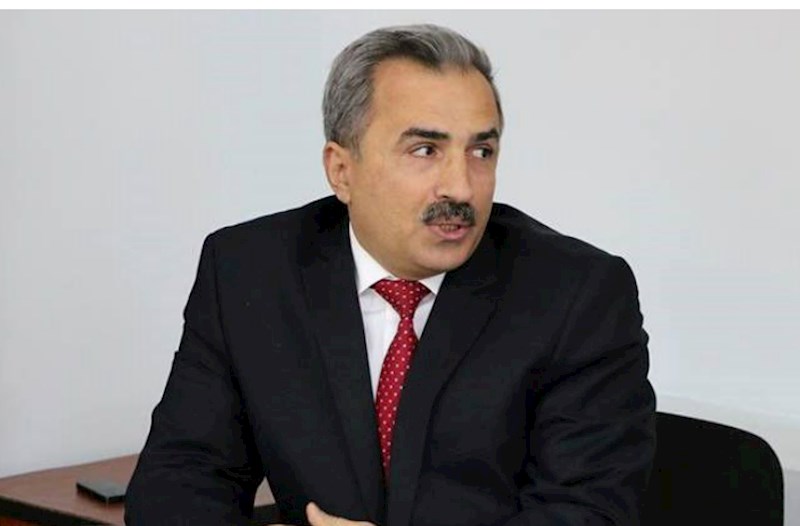 Alqış Musayevin reallıqdan uzaq “qəzetçiliyi” 