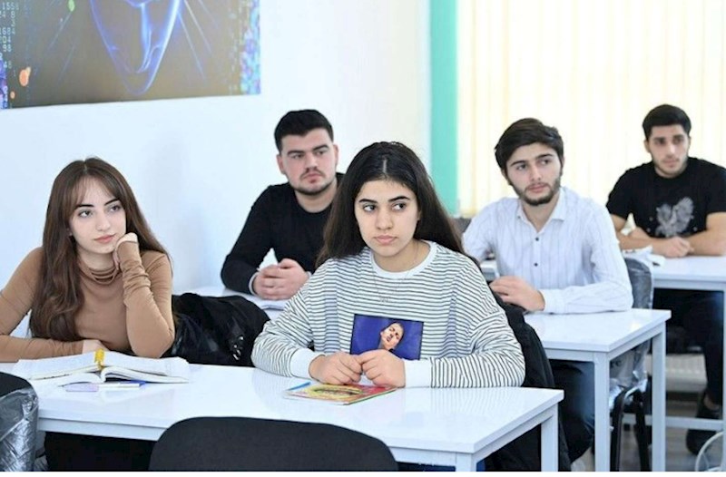 Azərbaycanda bu universitetlərin rus bölməsinə qəbul dayandırıldı — SİYAHI 