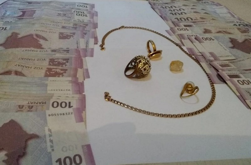 Xalasının evindən oğurluq etdi: Pulları görün hara xərclədi