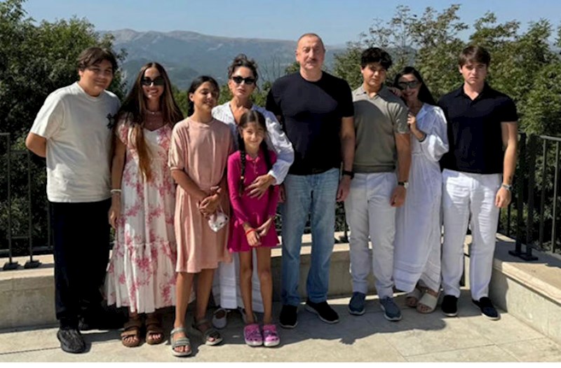 Prezident ailəsinin yeni  FOTOSU