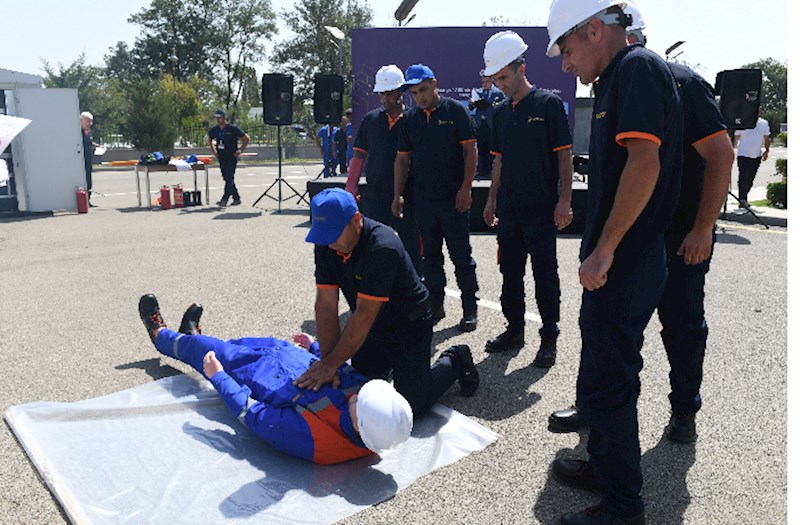 Daha bir komanda “Azərişıq” ASC-nin təşkil etdiyi ümumrespublika Peşə Ustalığı Yarışlarının regional turunun qalibi olub — FOTOLAR 