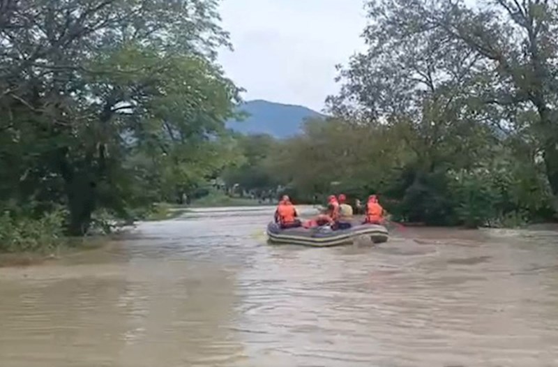 Rusiyada daşqın: Küçələri su basdı