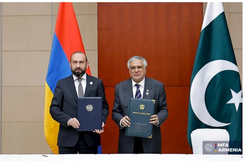 Ermənistan və Pakistan diplomatik münasibət qurdular — Birgə kommünike imzalandı