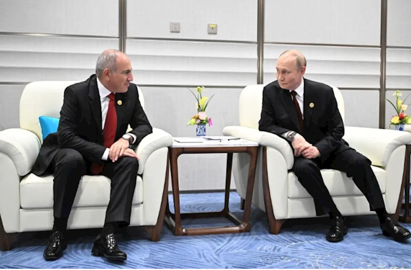 Putin və Paşinyan Çində görüşdü