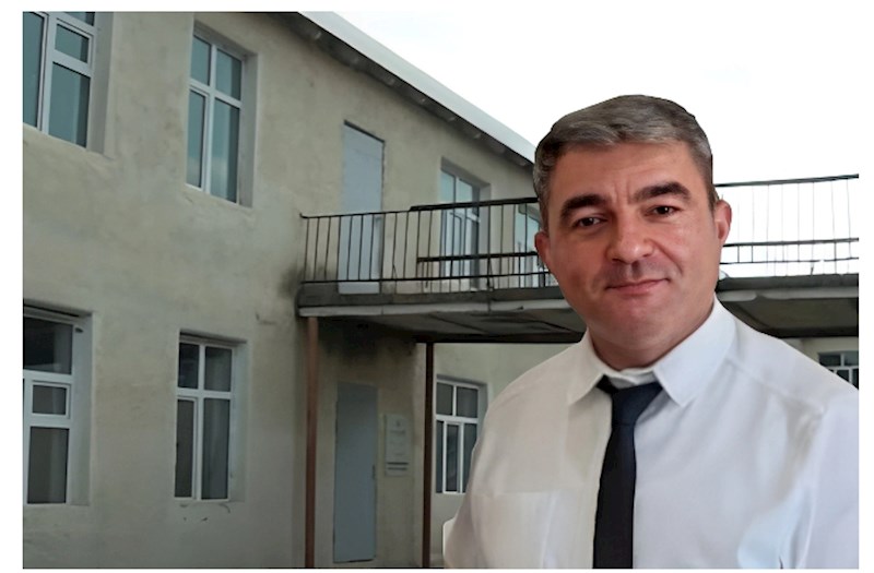 Səsyazısı yayılan məktəb direktoru vəzifəsindən AZAD EDİLDİ
