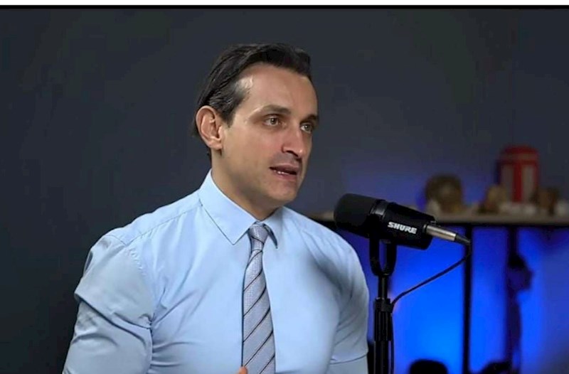 Qadınlar işləməsin deyən Fərhad Pərvizini qadınlar işdən çıxardı — VİDEO 