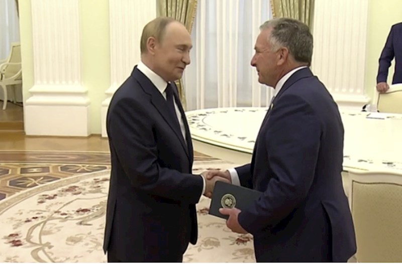 Putin Stiven Uitkoffu qəbul etdi