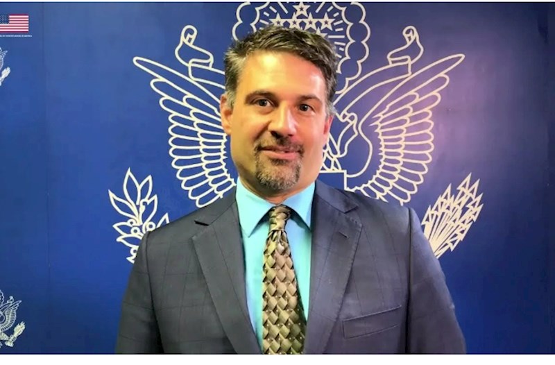 Amerikalı diplomatın Azərbaycan dilində nitqi alqışlarla qarşılandı — VİDEO 