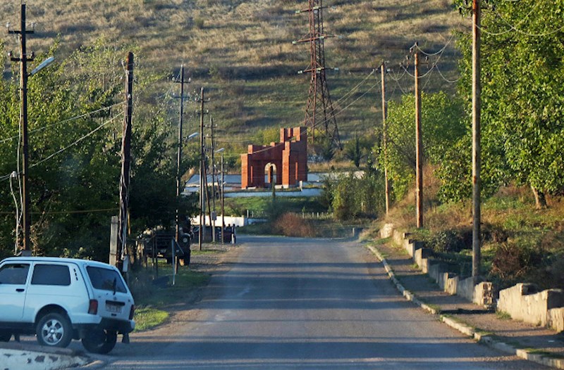 Qırmızı Bazar: Xocavəndin strateji qəsəbəsi — FOTO