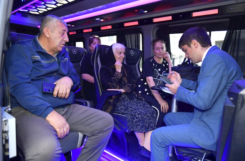 Şuşakənd və Qırmızı bazar qəsəbəsinə köç karvanı yola salındı
