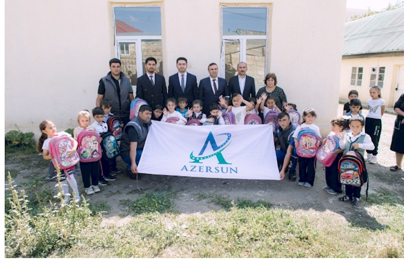 “Azərsun Holdinq” ucqar kənddə yaşayan məktəblilərə dəstək olub — FOTOLAR 