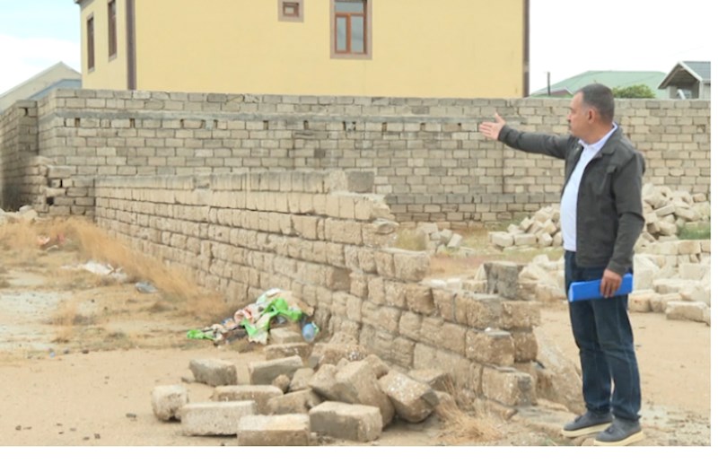 "Villa İnşaat"dan ev almaq istədi, 30 min manatı mənimsənildi —  VİDEO  