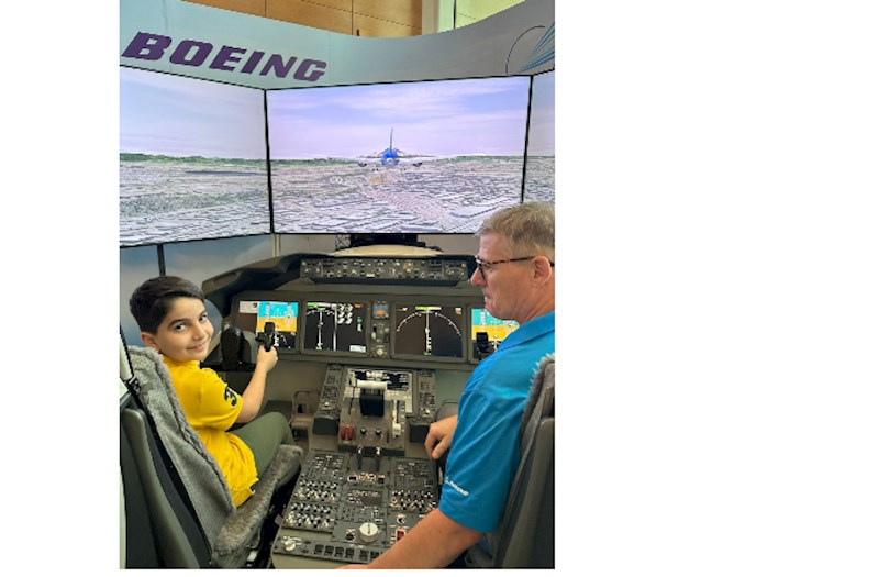 “Boing 787 Dreamliner” təyyarəsinin simulyatoru geniş marağa səbəb olub — FOTOLAR 