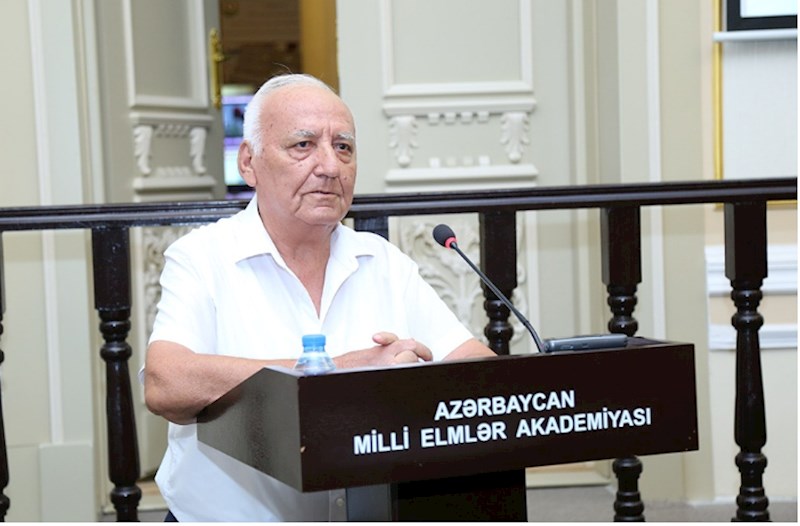 Yaqub Mahmudovun daha iki yetirməsi fəlsəfə doktoru oldu — Eyni gündə 