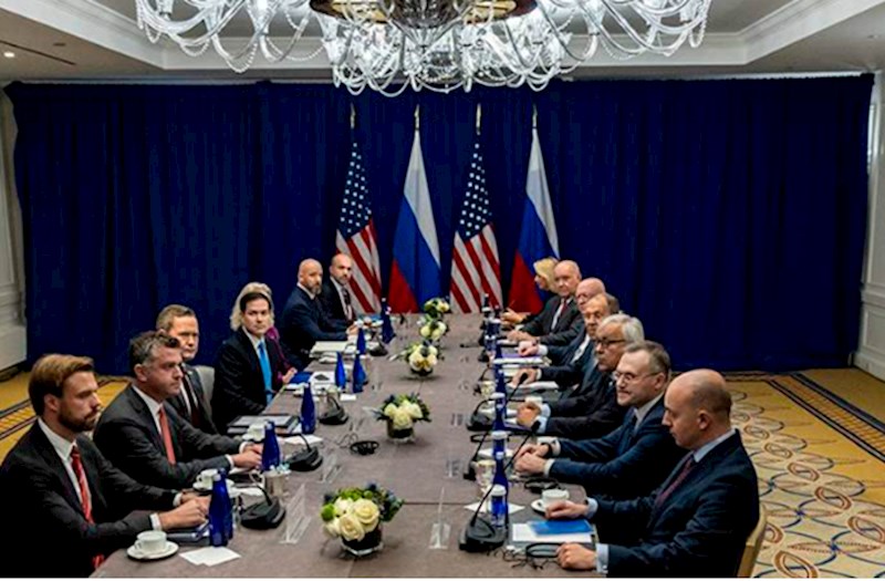 Lavrov Rubio ilə 50 dəqiqə danışdı 