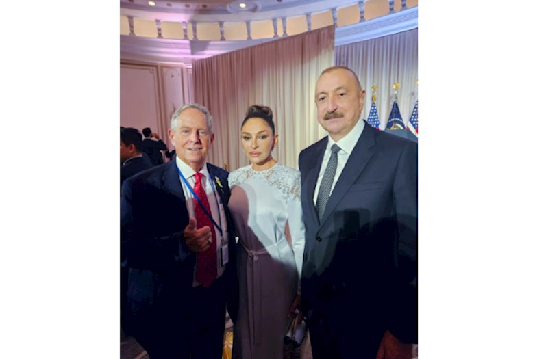 Prezident və birinci xanım BMT Baş Assambleyasının 80-ci sessiyası ilə əlaqədar rəsmi qəbulda — FOTOLAR