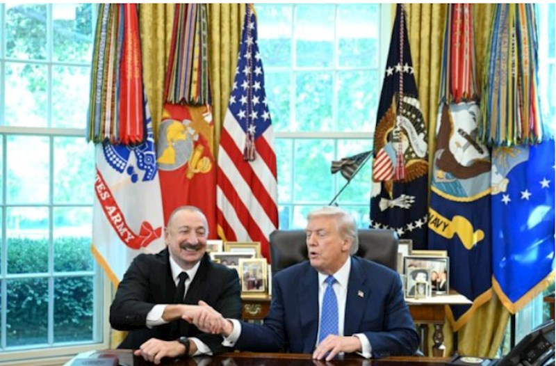İlham Əliyev sülh prosesinə dəstəyinə görə Donald Trampa təşəkkür etdi
