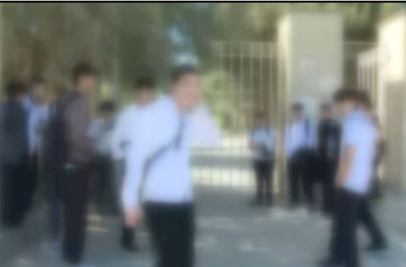 Şagirdi soyunduraraq təhqir etdilər: Məktəblərdə özbaşınalıq nə üçün artıb?