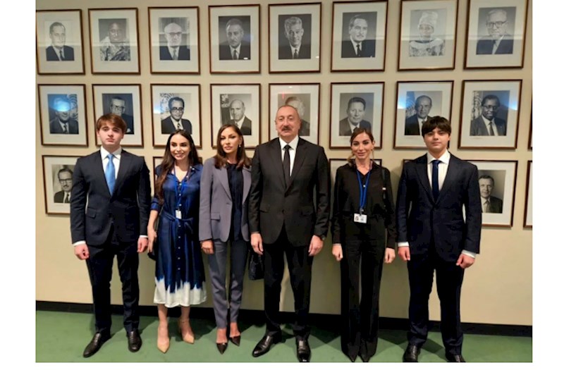 Prezident ailəsinin Nyu-Yorkdan FOTOSU 