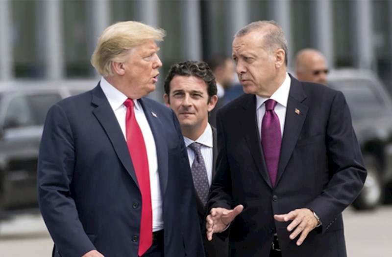 Ərdoğan Trampı Türkiyəyə rəsmi səfərə dəvət edib