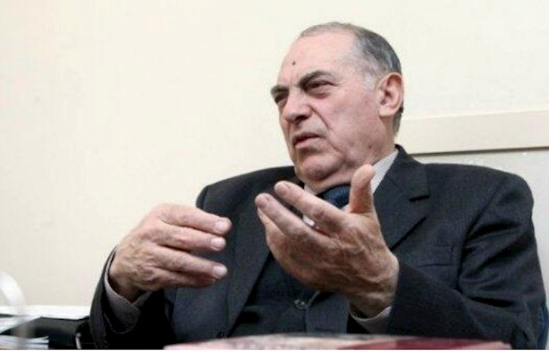 Professorun oğluna yüksək vəzifə verildi 