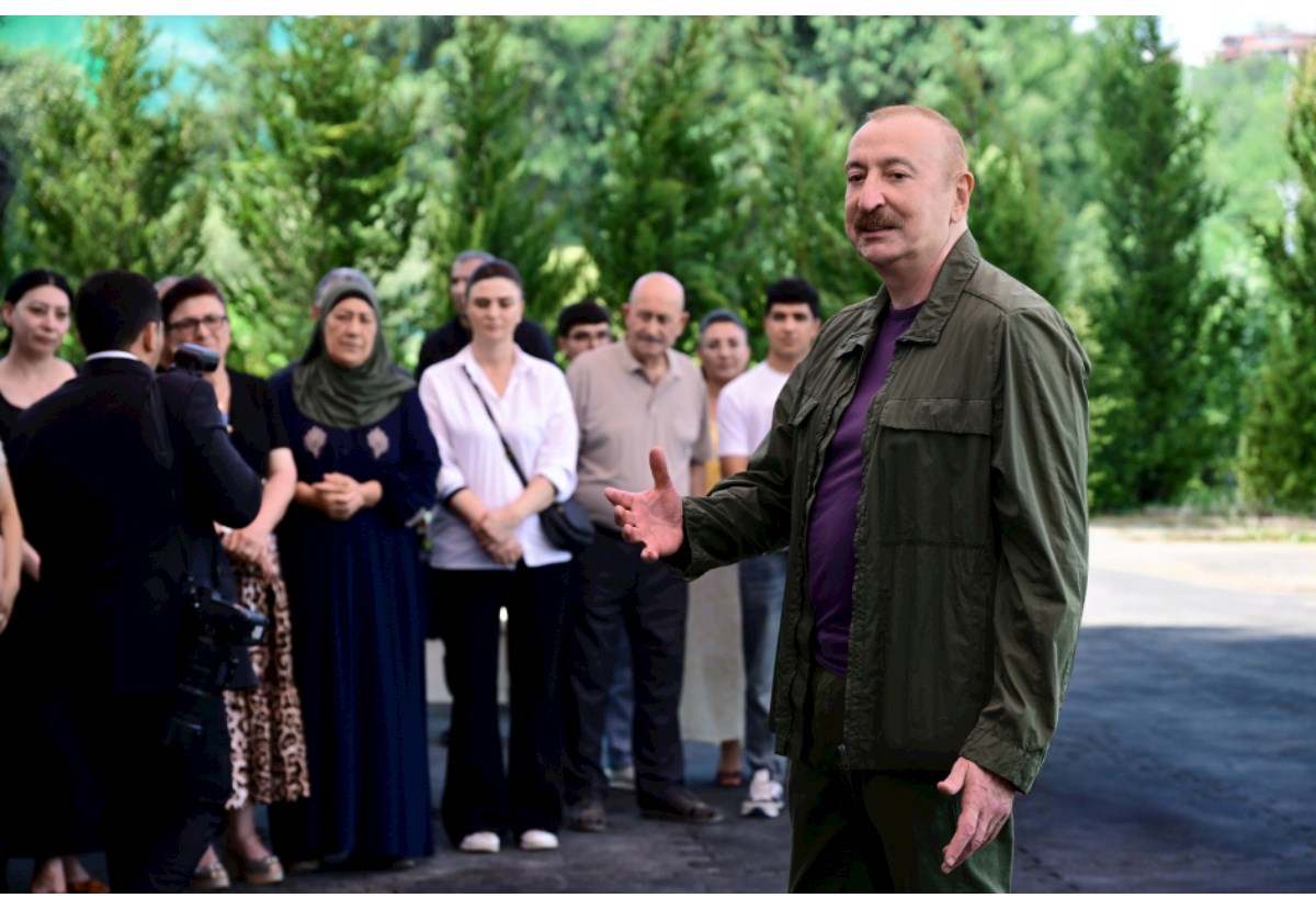 Prezident Xocavəndin Quzeyxırman kəndində olub — FOTOLAR