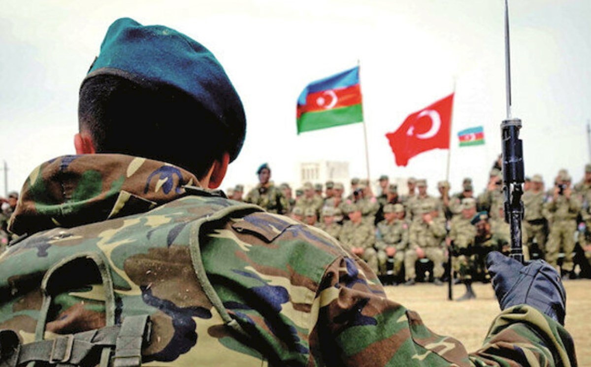 Türkiyəli ekspert: Ankara-Bakı hərbi birliyi regionun yad güclərdən əsas qorunma qalxanıdır
