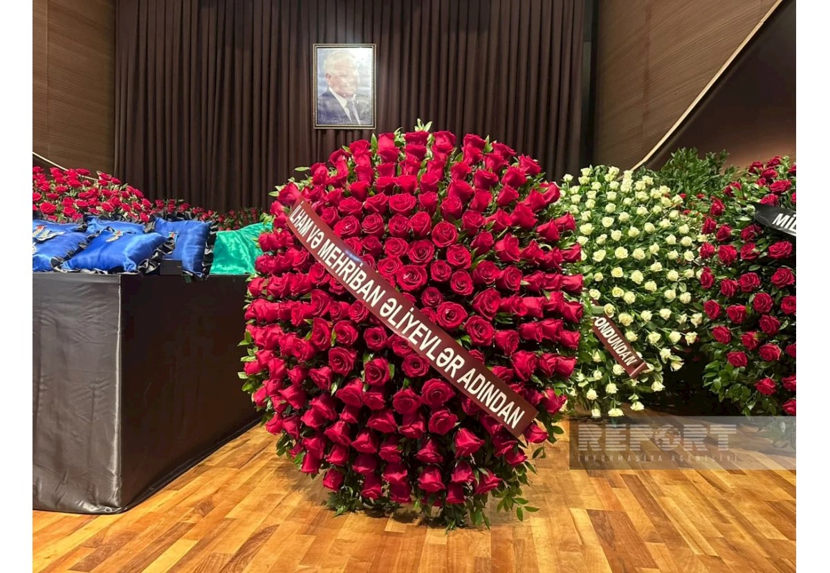 Prezident və xanımı Nəriman Həsənzadənin vida mərasiminə əklil göndərdi — FOTO