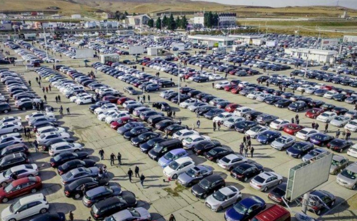 "Elantra" ucuzlaşdı, "Santa Fe" bahalaşdı