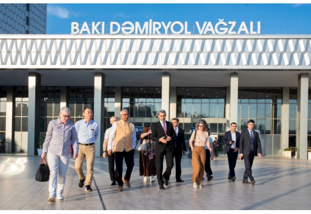 Asiya İnkişaf Bankının Direktorlar Şurasının üzvləri “Azərbaycan Dəmir Yolları” QSC-də olublar