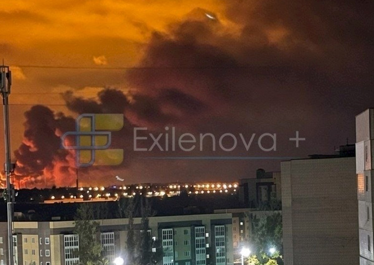PUA-lar Yaroslavldakı neft emalı zavoduna, Rostovdakı hərbi aerodroma zərbə endirdi — VİDEO 