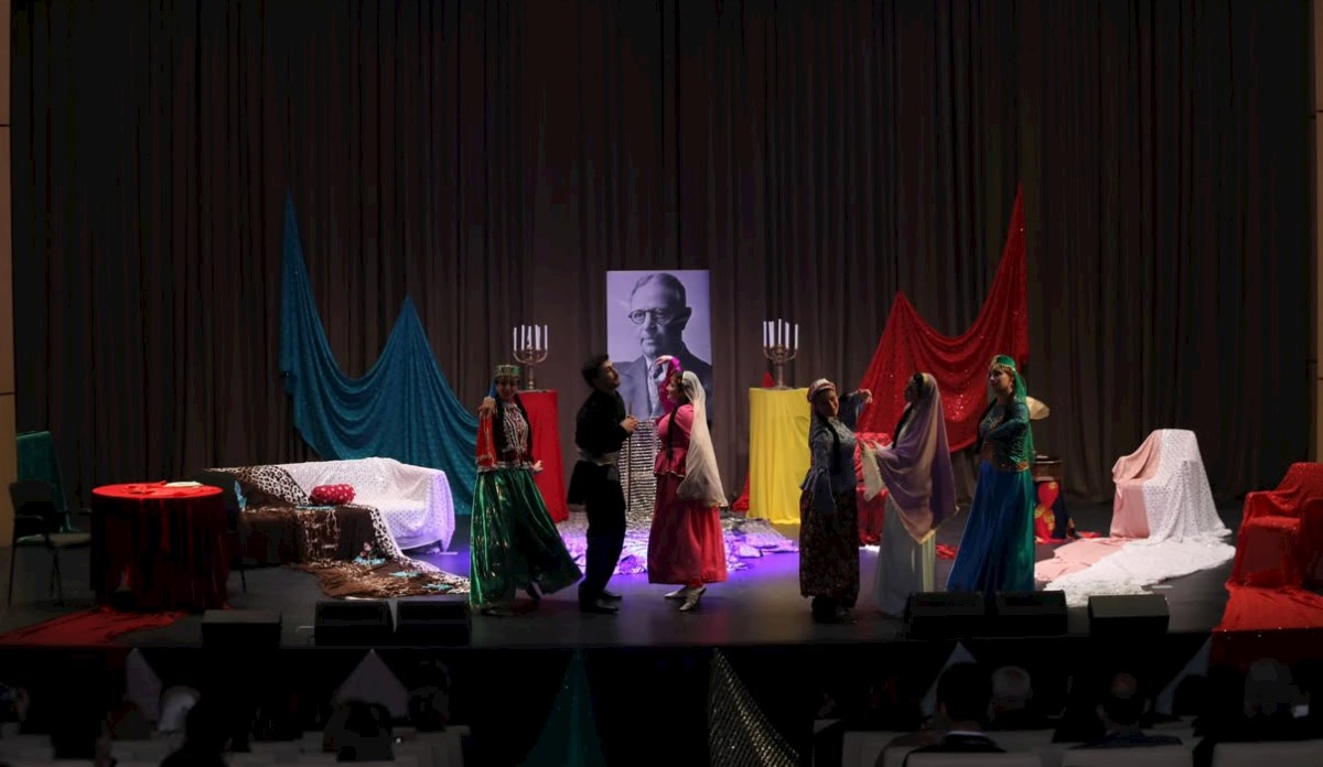 “Arşın mal alan” operettası Lənkəran teatrının təqdimatında Xankəndidə nümayiş olunub — FOTOLAR