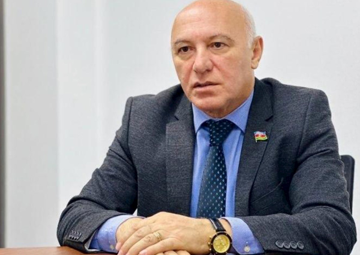 “Şəhərdəki tıxaclara görə vətəndaşlardan üzr istəməlidirlər” 